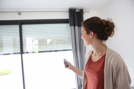 Why Indianapolis Homeowners Are Embracing Motorized Window Treatments Thumbnail