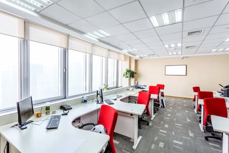 Why Your Business Window Treatments Matter More Than You Think Thumbnail